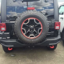 Black Jeep with Red AlloyGators