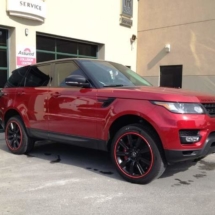 Red Range Rover with Red AlloyGators